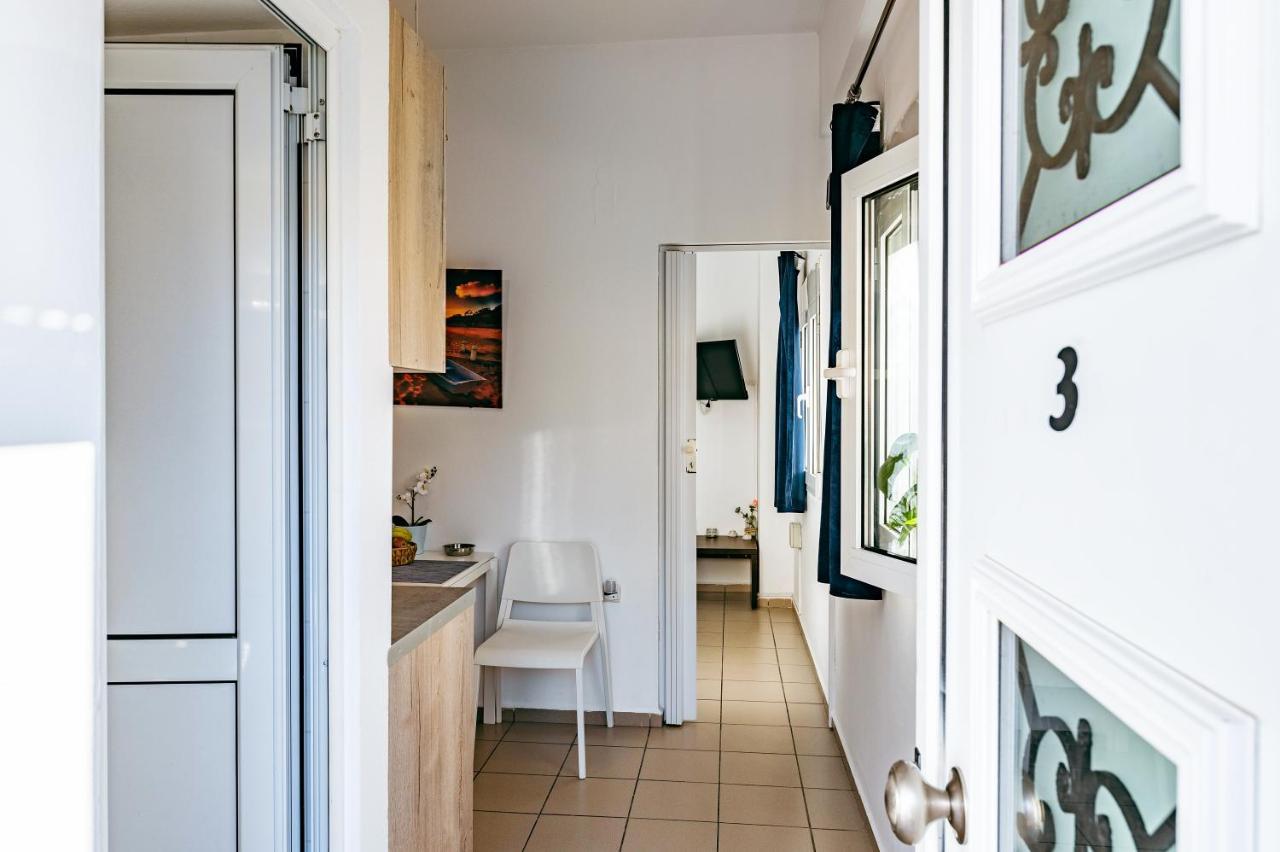 Soso'S Apartments -Vacations Next To The Beach Psari Forada Exterior photo